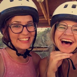 Meet your Posher, Alyson